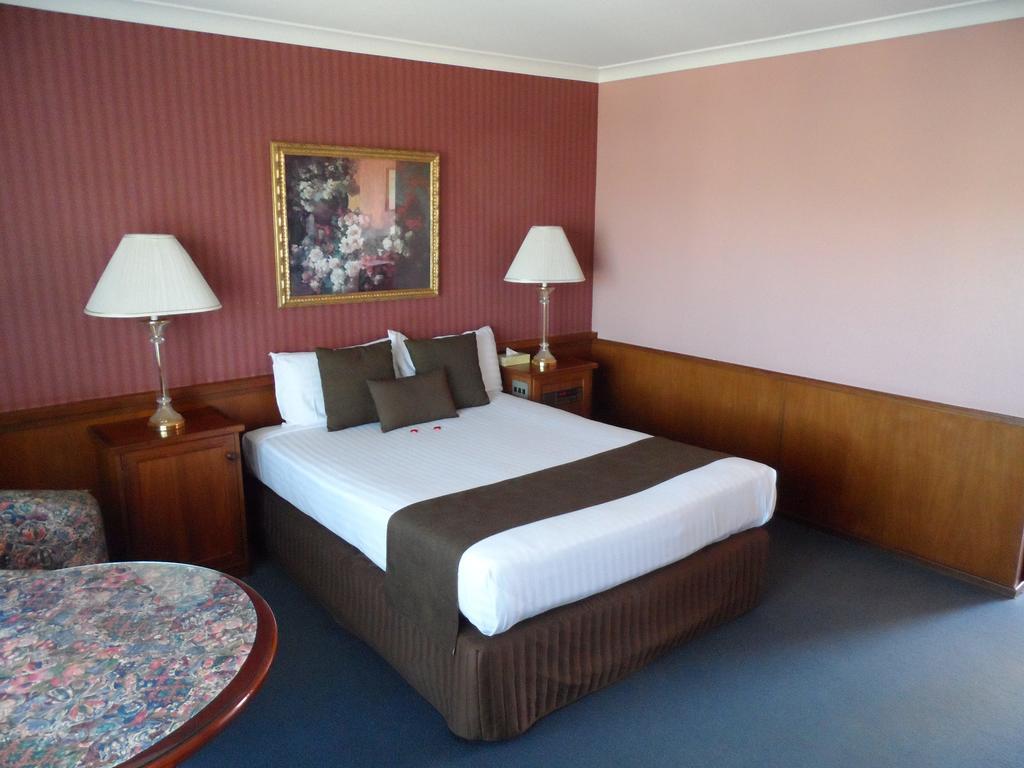 Clifton & Grittleton Hotel Bunbury